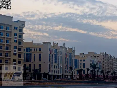 تملك شقة غرفة وصالة واسعة وجاهزة بمساحة كبيرة مثالية للسكن العائلي أو للاستثمار العقاري  في قرية الاميرة- الياسيمين / عجمان