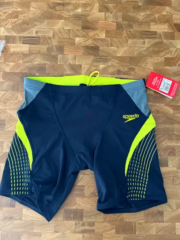 SPEEDO men’s swimming trunks