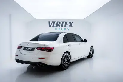 Mercedes-Benz E-Class E 300 4MATIC, миниатюра 2