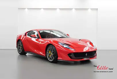 2018 FERRARI 812 SUPERFAST / LOW MILEAGE / V12 / CARBON FIBRE / JBL