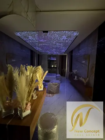 ليس مجرد فيلا، بل أسلوب حياة فاخر يتميز بالخصوصية , مفروشه . الراحة في كل زاوية.
