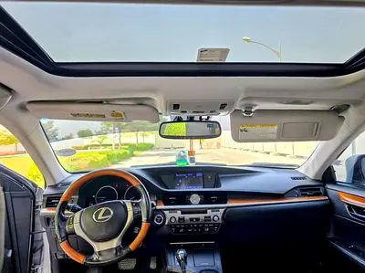 Lexus ES 300h 2013, American Specs