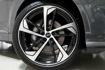 2023 AUDI Q7 — миниатюра 16