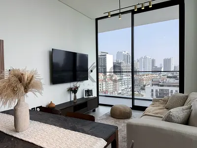 Furnished 2BR+Private Pool |Upgraded | Corner Unit