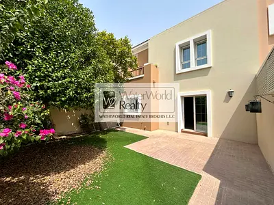 Vacant | 3 Beds+ Study | Near Amenities | Upgraded