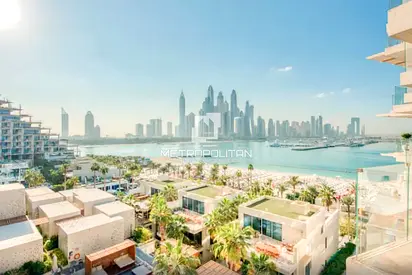 Fully Furnished | Low Floor | Stunning Layout