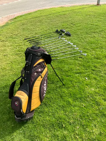 15 pc Strata golf set very light usage