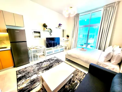 Fully Furnished I With Balcony I Miracle Garden View