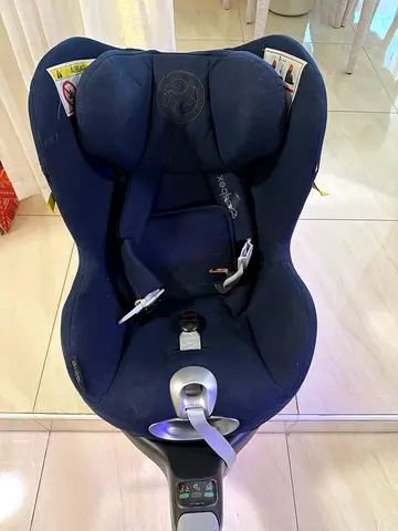 Cybex Car Seat in Navy Blue