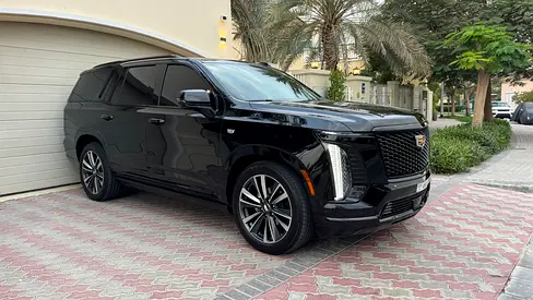 Cadillac Escalade Sport Platinum - GCC Specs - Brand New under warranty and free service package.