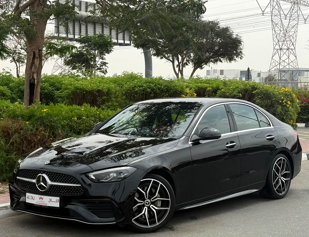 Mercedes-Benz C-Class 2022 — photo 1 of 10
