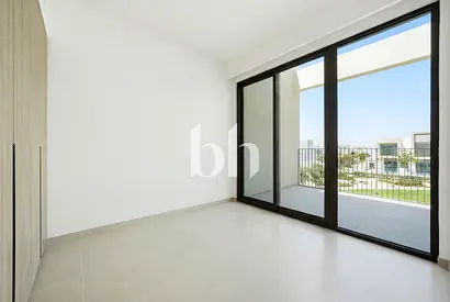 Single Row | Corner Unit | Park view