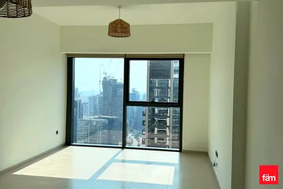 Prime Location | High Floor | Huge Layout