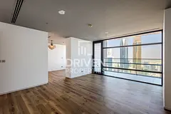 Huge Apt | 2 Balcony | DIFC and Sea View
