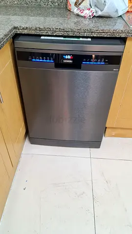 Siemens latest model iQ300 dishwasher for sell good working