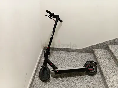 Escooter VLRA-⁵⁰ kmph top speed-buy urgent