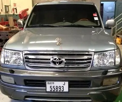 2005 TOYOTA LAND CRUISER GCC SPECS 4.5L INLINE-6 PETROL.