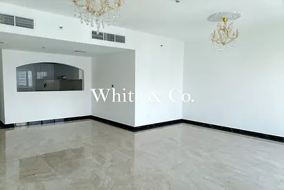 High Floor | Upgraded Unit | Tenanted