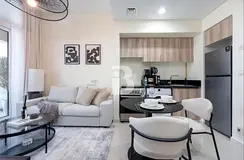 LUXURY FURNISHED | READY TO MOVE | FULL GOLF VIEW