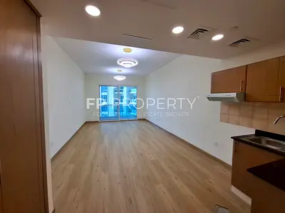 Newly Upgraded | Spacious | Lake View | Covered Parking