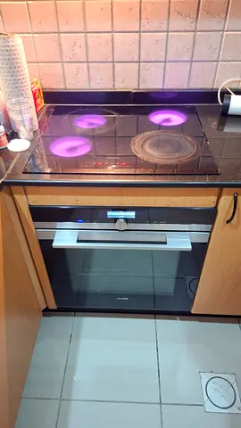 Siemens iQ 700 electric top and built oven same like new condition