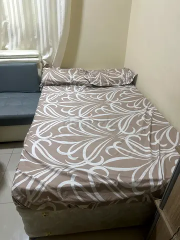 Comfortable Bed with mattress