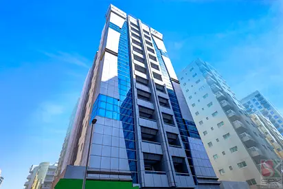 One Month Rent Free-Spacious 1 BR