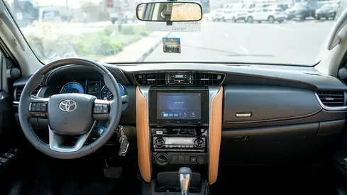 Toyota Fortuner, миниатюра 11