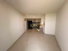 1BR Apartment | Golf Course View | Balcony Access