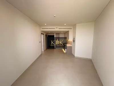 1BR Apartment | Golf Course View | Balcony Access