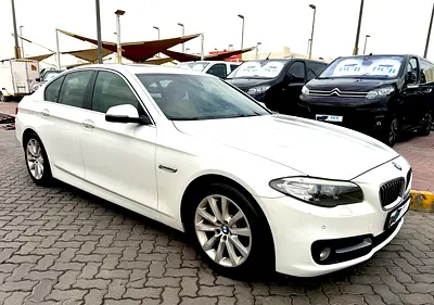 BMW 520i GCC  4 Cylinder full option very good condition 1 year warranty from MP WARRANTY