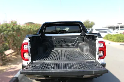 صورة 9 لـ 2021 Toyota HILUX