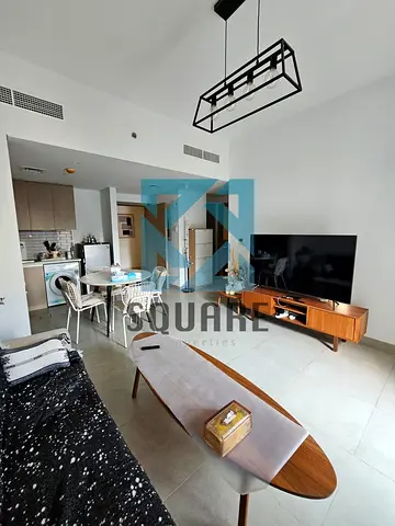 LUXURY 1 BEDROOM - FULLY FURNISHED - POOL VIEW