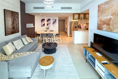 Luxury | Chiller Free | Burj View