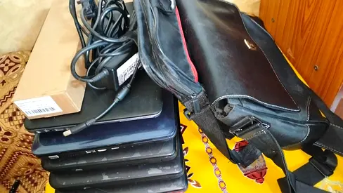 5 Laptops Bundle for Sale (Repair / Parts) + Accessories