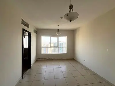 أفخم وأجمل ثلاث غرف وصاله بالخان\باركين\جيم\مسبح\بلكونه\اطلاله بحريه مفتوحه\موقع مميز علي مخرج دبي\قريب من كل الخدمات