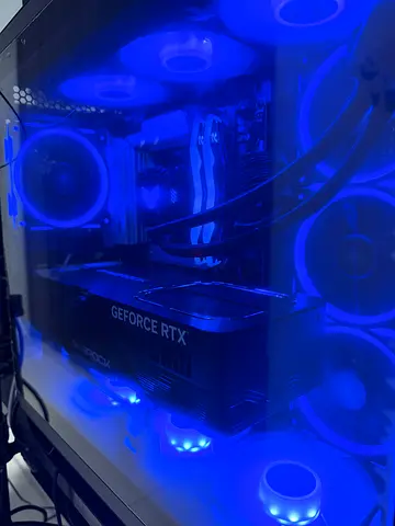 Ultimate Gaming  Streaming  Rendering PC – Ryzen 9950X3D | RTX 5080 | 64GB DDR5 | Like New