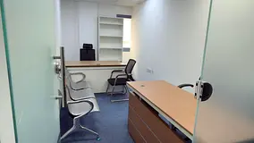 100 SFT Fully Furnished Office with all amenities for AED AED 23,999 Yearly