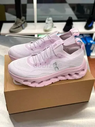 On running cloudtilt x Loewe pink womens shoes