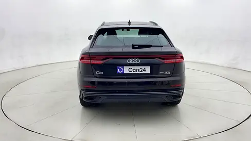 صورة 4 لـ 2023 AUDI Q8