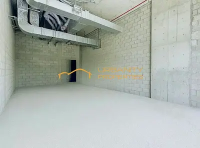 Compact Retail Space | Prime Location & High ROI