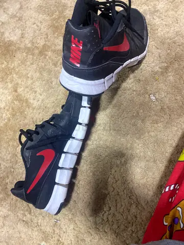 Nike exercise shoes