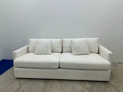 Looks great condition cratebarrel three seater sofa