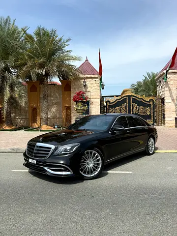 Mercedes-Benz S500L Designo - GCC - Exclusive car