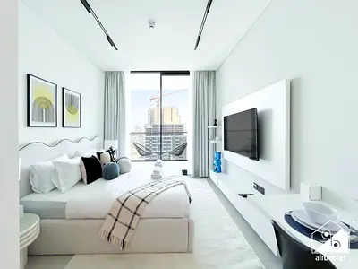 Modern studio Balcony | All Bills Inc l Free WIFI - Parking - Cleaning l No Commission