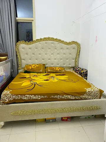 Used bed without matress 200x200