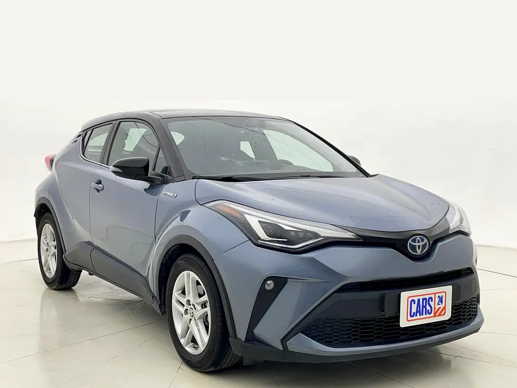 Toyota C-HR 2023 — photo 1 of 13