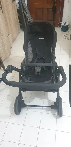 Compact Stroller for Easy Mobility