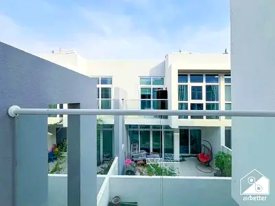 Comfy Three Bedroom Villa - Damac Hills 2