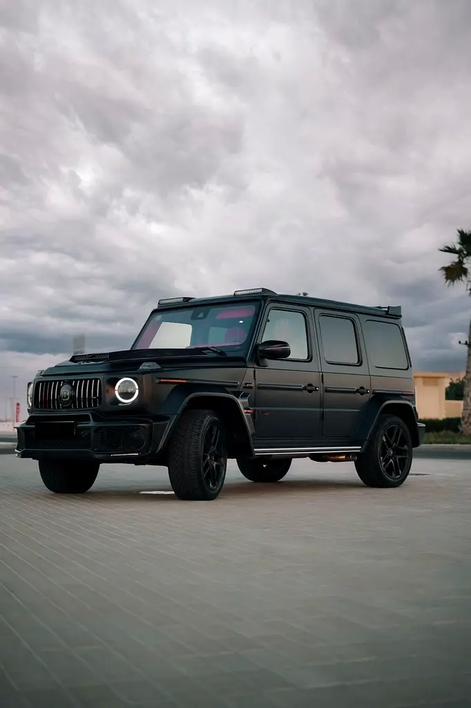Mercedes-Benz G-Class Brabus 2022 — photo 1 of 5